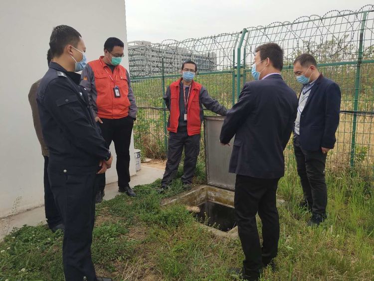 空港公安联合环境生态局开展企业污水处理专项检查 筑牢生态安全防线